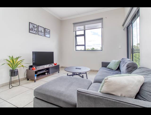 1 BEDROOM APARTMENT TO LET IN FERNDALE